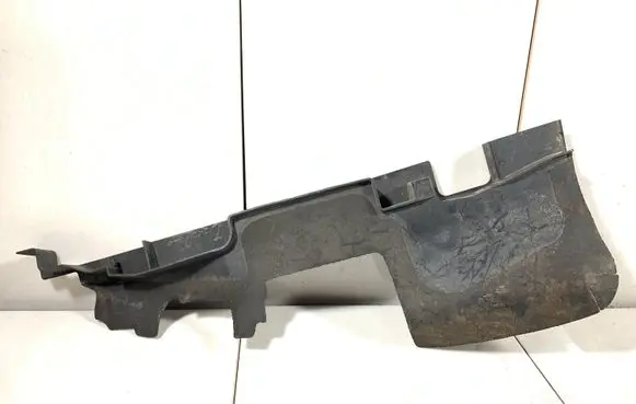Audi A4 S4 B7 8E 8H Intercooler air guide/duct channel 8E0121284J