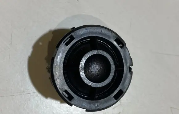 Ford Mustang VI Panel speaker DS7T18808CA