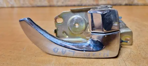 Front door interior handle