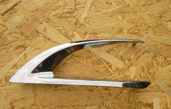 Peugeot 3008 II Front bumper lower grill 9810876877