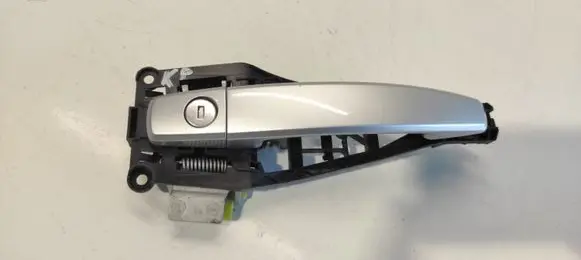 Opel Astra H Front door exterior handle