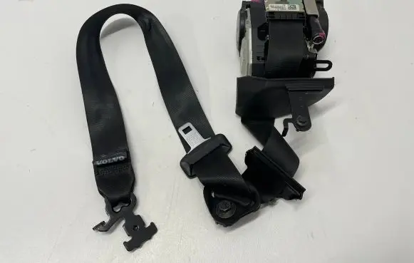 Volvo XC90 Front seatbelt 6309194 625979200