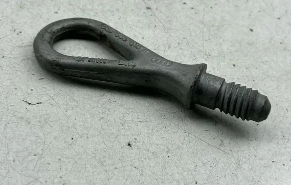 Towing hook eye