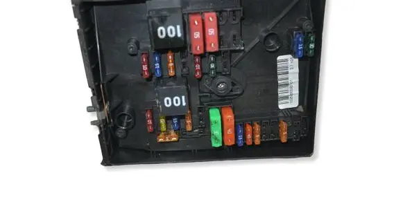 Volkswagen Golf VI Fuse box set 1K0937125D