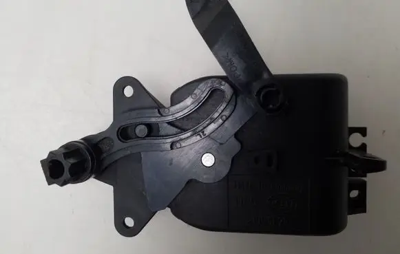 Audi A3 S3 8L Air flap motor/actuator 6NN007692