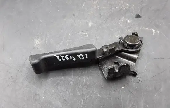 KIA Magentis Engine bonnet (hood) release handle NOCODE