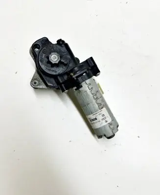 BMW 3 F30 F35 F31 Seat adjustment motor P1171220300 0390204144