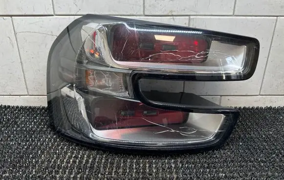 Citroen C4 II Picasso Tailgate rear/tail lights