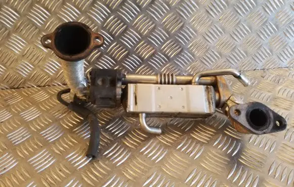 Mazda CX-7 EGR valve cooler R2AX20304 0219A000027 9J03