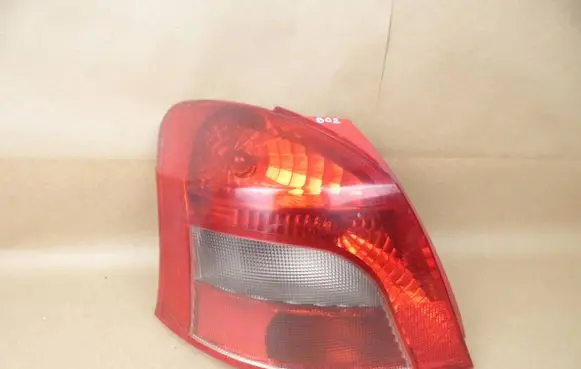 Toyota Yaris Rear/tail lights