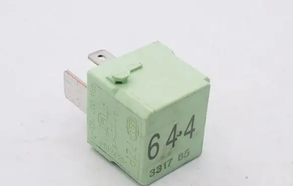 Audi A4 S4 B8 8K Other relay 4H0951253