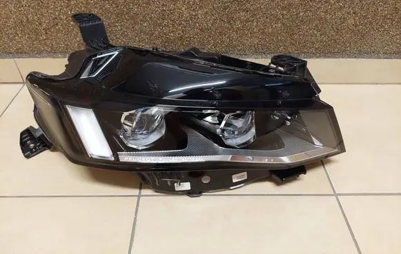 Peugeot 508 II Headlight/headlamp 9839014080