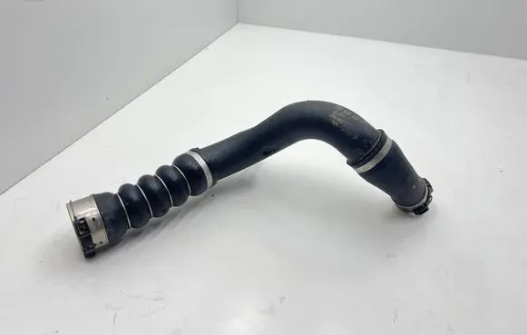 Intercooler hose/pipe
