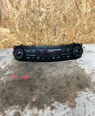 Mercedes-Benz E W211 Climate control unit 2118300185