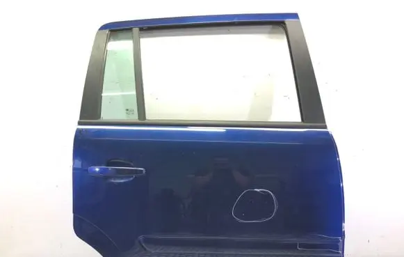 Rear door