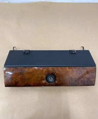 Jaguar XJS Glove box