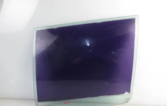 BMW 5 E39 Rear door window glass 