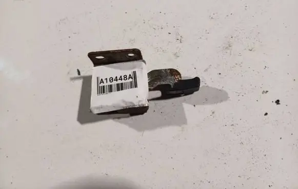 Honda FR-V Fuel tank opening switch 