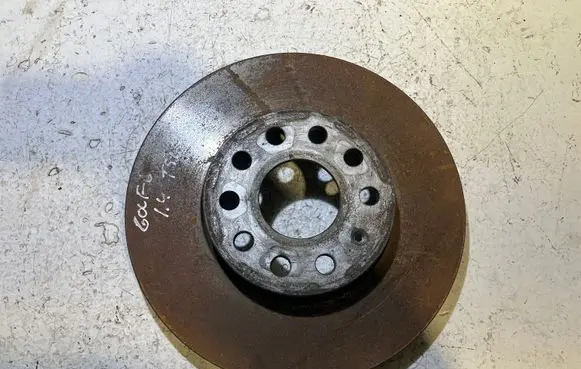 Volkswagen Golf VI Front brake disc