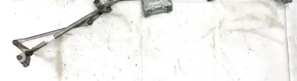 Chrysler Voyager Front wiper linkage and motor