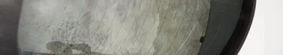 Rear wiper blade arm