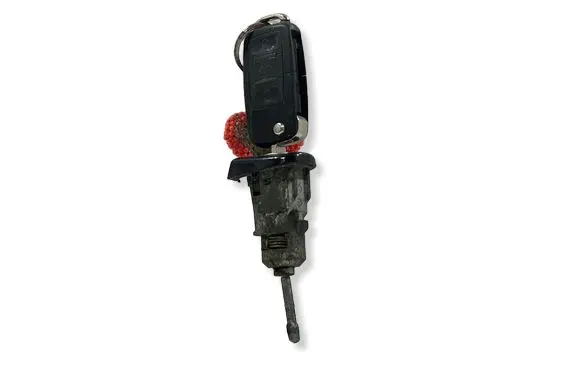 Skoda Superb B5 (3U) Front door lock (next to the handle) 300837167