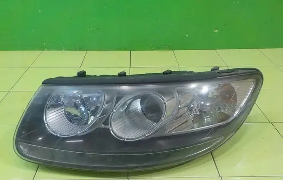 Hyundai Santa Fe Headlight/headlamp PRZOD