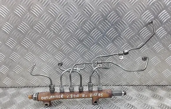 Mitsubishi Outlander Fuel main line pipe