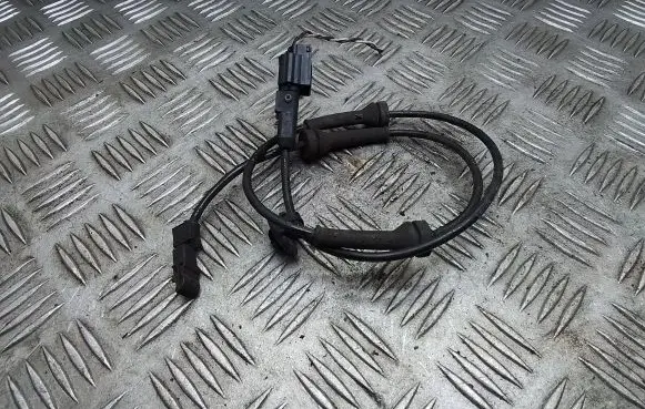 Renault Megane II ABS brake wheel speed sensor 8200404460