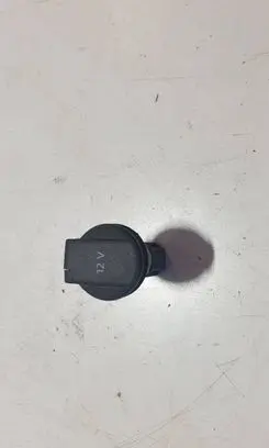 Skoda Fabia Mk3 (NJ) 12 V Socket (rear) 0019309