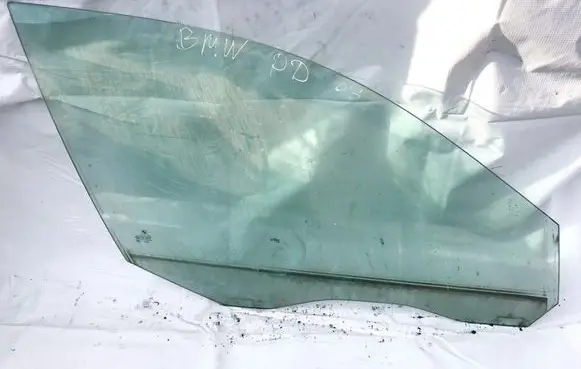 BMW 5 F10 F11 Front door window glass four-door