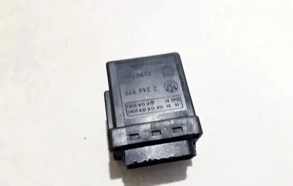 BMW 5 E39 Glow plug pre-heat relay 2246919 72rb510