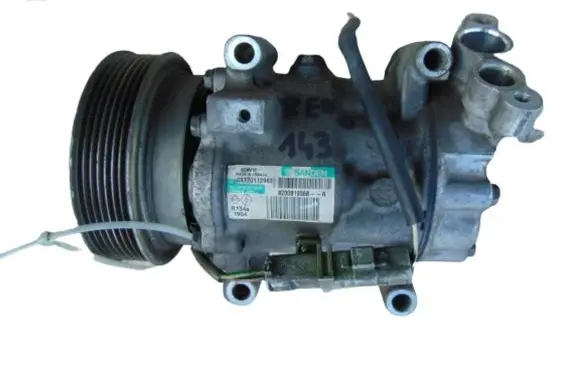 Renault Clio III Air conditioning (A/C) compressor (pump) 8200819568A
