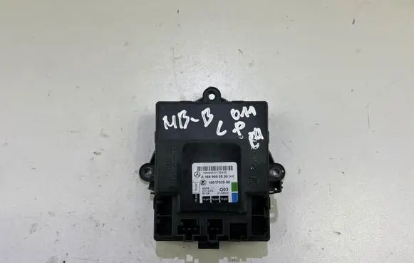 Mercedes-Benz B W245 Door control unit/module A1699000500 1001703900