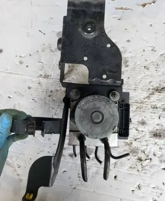 Audi A6 S6 C6 4F ABS Pump 4F0910517E 4F0614517A