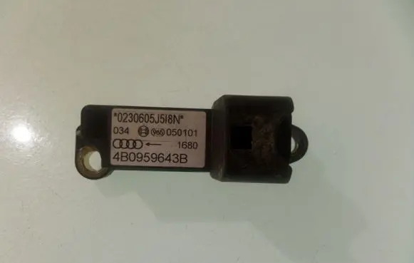 Audi A6 S6 C5 4B Airbag deployment crash/impact sensor 4B0959643B 0230605J5I18N
