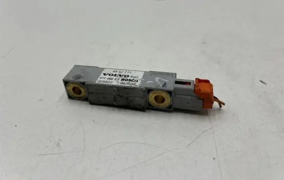 Volvo V70 Airbag deployment crash/impact sensor 9452777 09060 005922