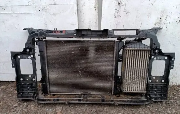 Hyundai i30 Radiator set 1L30