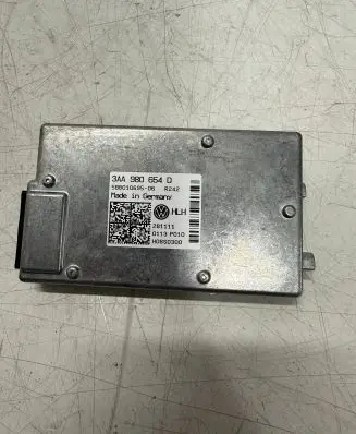 Volkswagen Tiguan Windshield/windscreen camera 3AA980654D 281111 5BB01069506