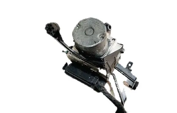 BMW 5 E60 E61 ABS Pump 6783360 6774679