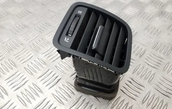 Skoda Yeti (5L) Dashboard side air vent grill/cover trim 5L0819701