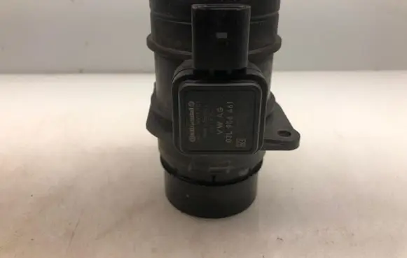 Volkswagen Polo V 6R Mass air flow meter 03L906461 03L906461A 0281002956