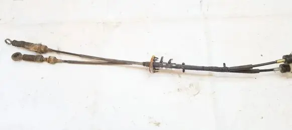 Gear shift cable linkage