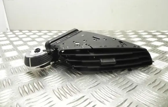 Ford C-MAX II Rear air vent grill AM51R014L20CDW T2306