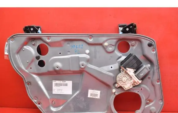 Seat Ibiza III (6L) Front door window regulator with motor 6L4837751CM
