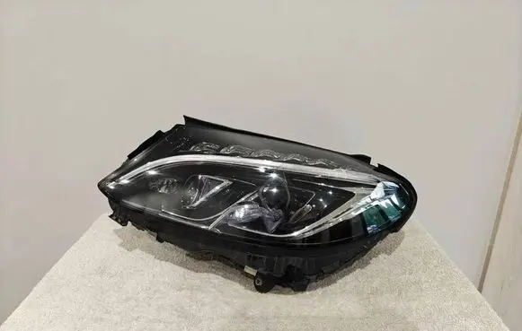 Mercedes-Benz C W205 Headlight/headlamp A2059069301 030128423105 LE12A6294