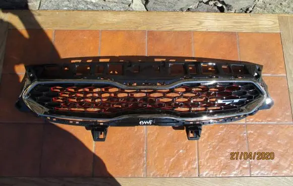 KIA Ceed Front bumper upper radiator grill 86350J7900 20181031 91401264M