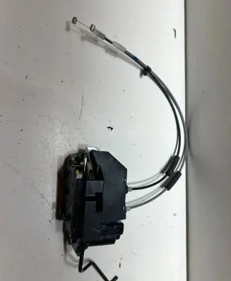 Hyundai i10 Rear door lock