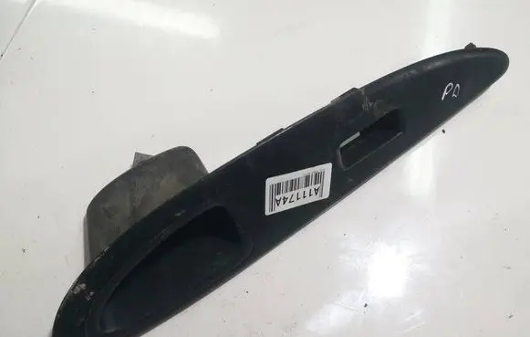 Nissan Primera Front door window switch trim 80960AV660