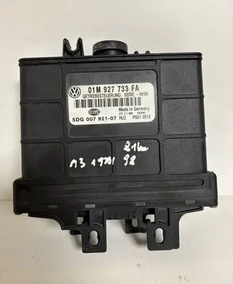 Audi A3 S3 8L Gearbox control unit/module 01M927733FA PS010512 5DG00792107